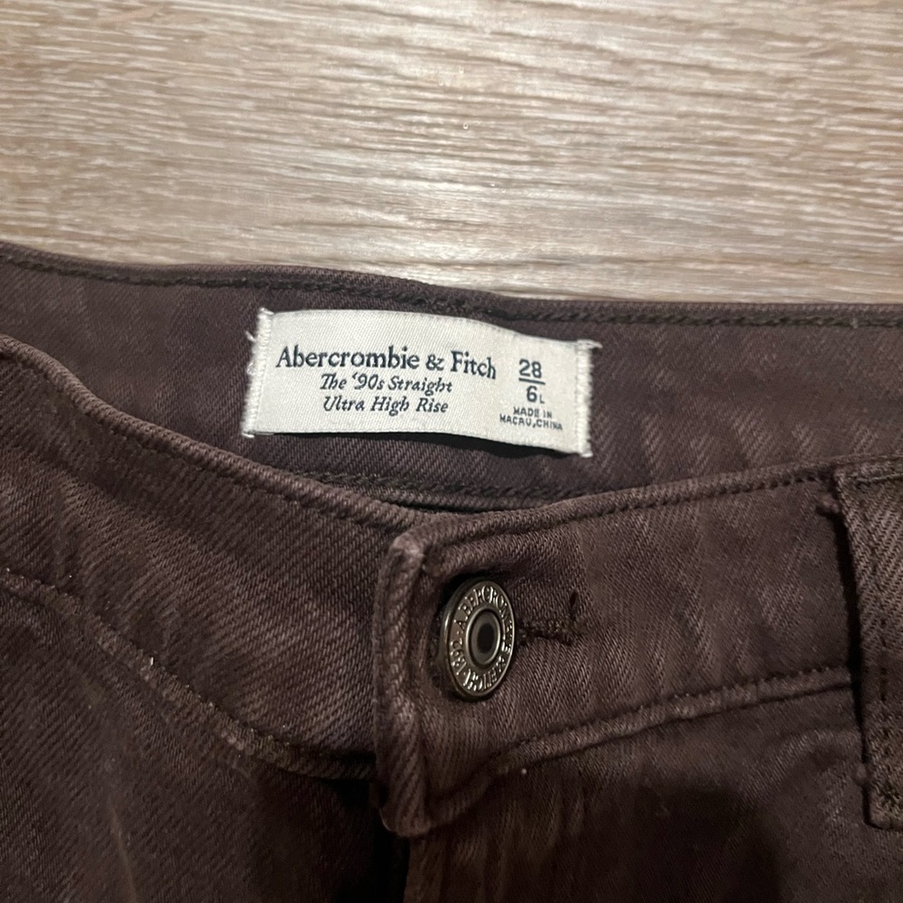 90’s straight ultra high rise size 28 / 6 long